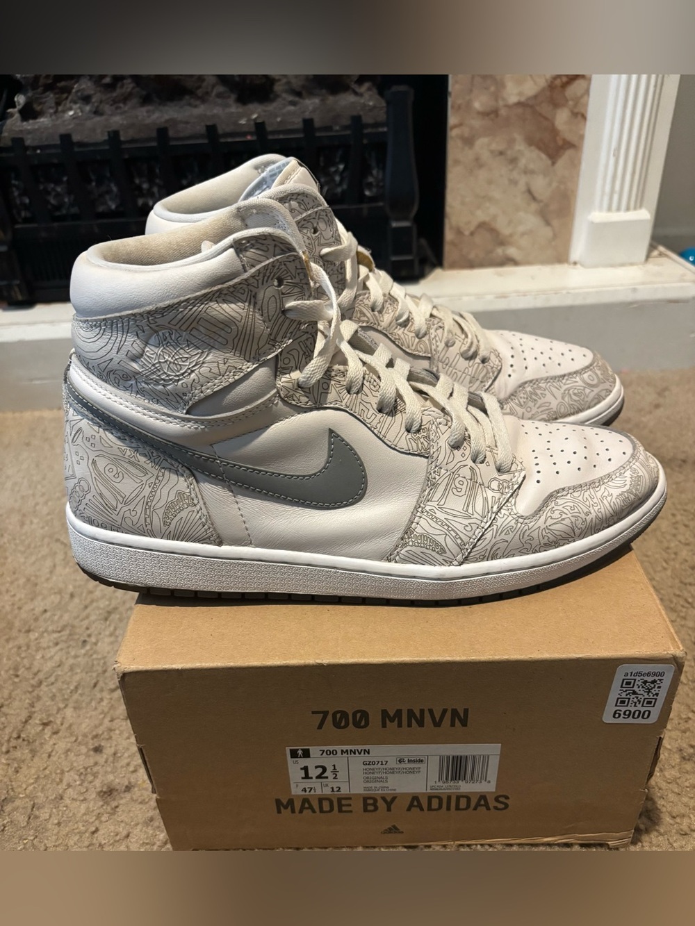 Jordan Laser 1s